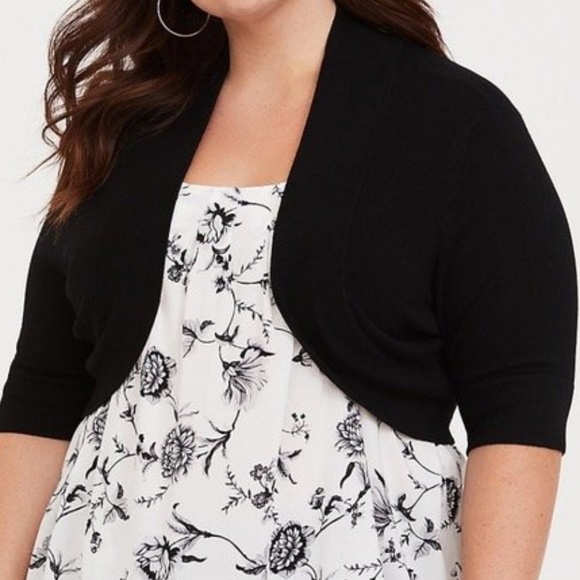 torrid Sweaters - Torrid black knit shrug 1X